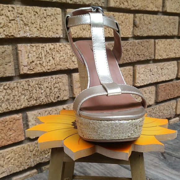 Lucky Brand Wedge heel sandals - Picture 3 of 6